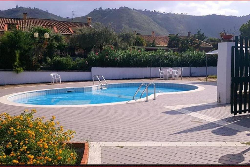 Hh Selection Emiro Villa Lascari Exterior foto