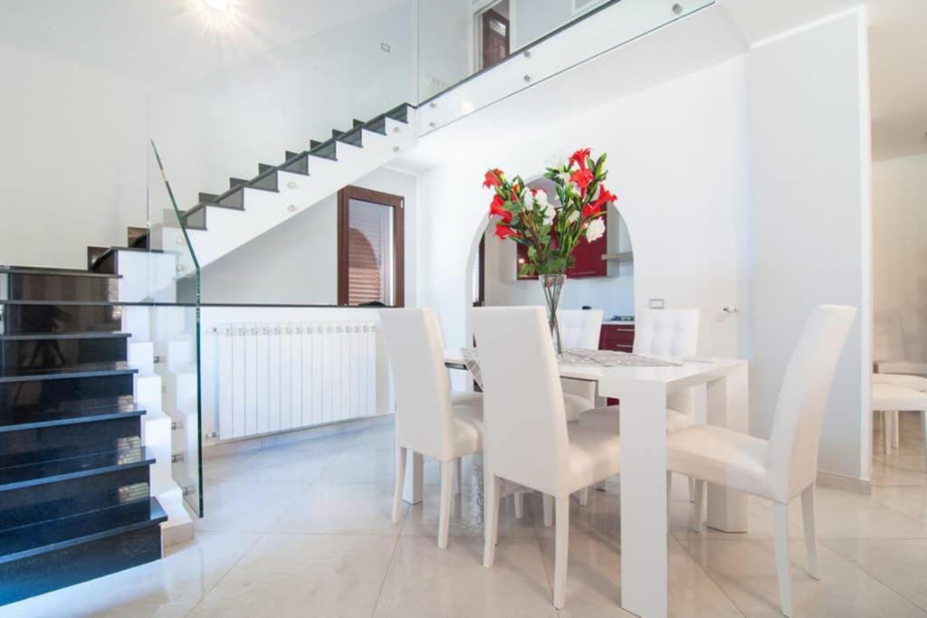 Hh Selection Emiro Villa Lascari Exterior foto